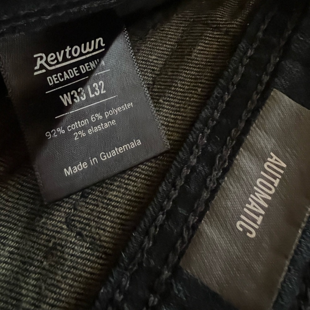 Revtown W 33 x L 32
